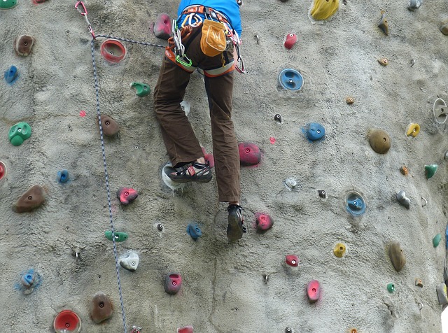 Kids Can Scale Big Ben or the Empire State Building at ClimbZone